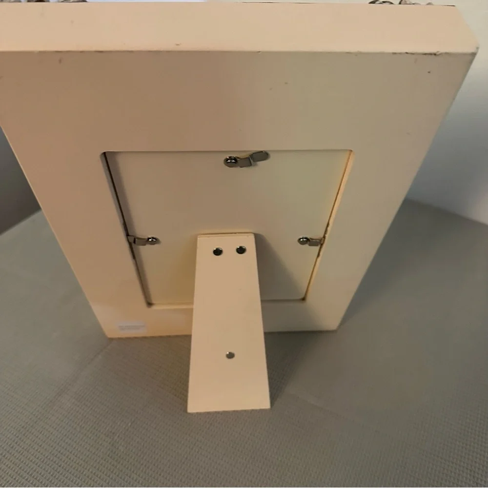 N/A picture frame